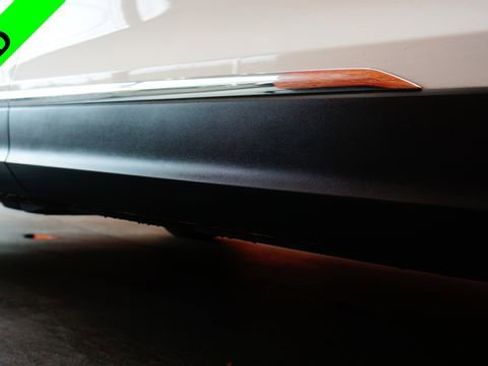 Used 2021 Volkswagen Tiguan SE w/ Panoramic Sunroof Package image 91