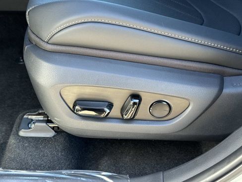 New 2026 Lexus TX 500h AWD image 20