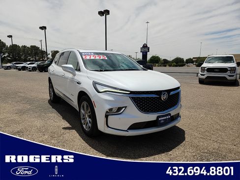 Used 2022 Buick Enclave Avenir FWD image 1