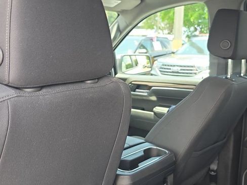 Used 2024 Chevrolet Silverado 1500 LT RWD image 13