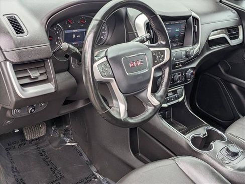 Used 2023 GMC Terrain SLT AWD/4WD image 10