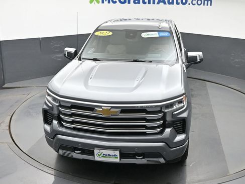 Used 2023 Chevrolet Silverado 1500 High Country w/ High Country Premium Package AWD/4WD image 29