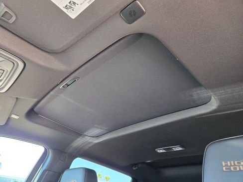 New 2026 Chevrolet Silverado 1500 High Country w/ High Country Premium Package AWD/4WD image 7