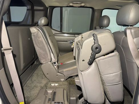 Used 2004 GMC Envoy XUV SLE w/ 1SB Preferred Equipment Group AWD/4WD image 31
