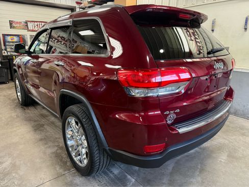 Used 2017 Jeep Grand Cherokee Limited w/ Luxury Group II AWD/4WD image 6