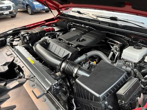 Certified 2024 Nissan Frontier PRO-4X w/ Technology Package AWD/4WD image 18