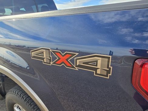 Used 2019 Ford F150 Lariat image 11