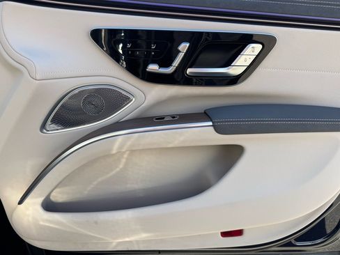 Certified 2023 Mercedes-Benz EQS 580 4MATIC Sedan image 22