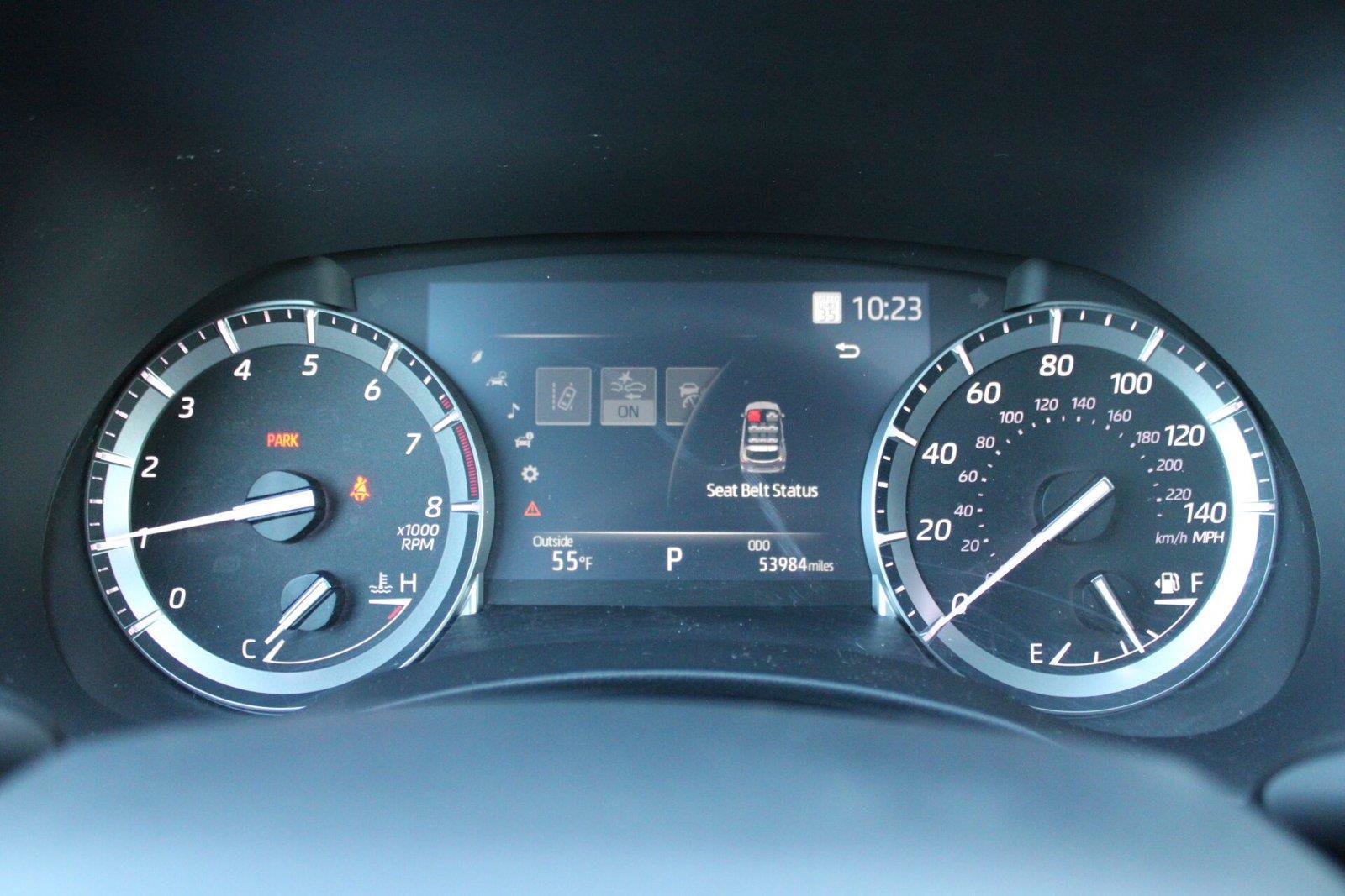 Used 2022 Toyota Highlander XLE AWD/4WD image 30