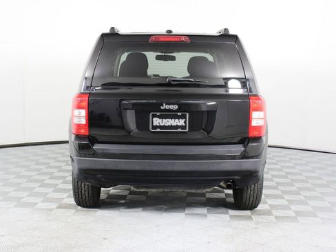 Used 2016 Jeep Patriot Sport w/ Power Value Group FWD image 5