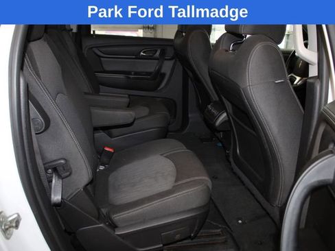 Used 2016 Chevrolet Traverse LT w/ Style and Technology Package FWD image 27