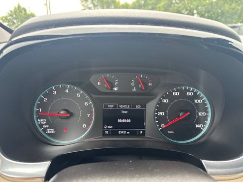 Used 2023 Chevrolet Traverse LS AWD/4WD image 13
