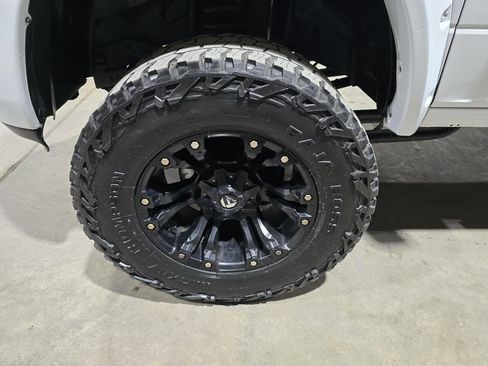 Used 2017 RAM 2500 Laramie w/ Sport Appearance Group image 27