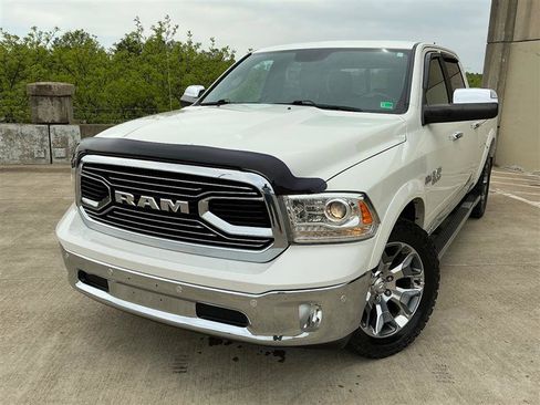 Used 2017 RAM 1500 Limited image 2