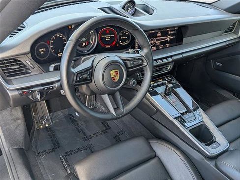 Used 2021 Porsche 911 Carrera image 4