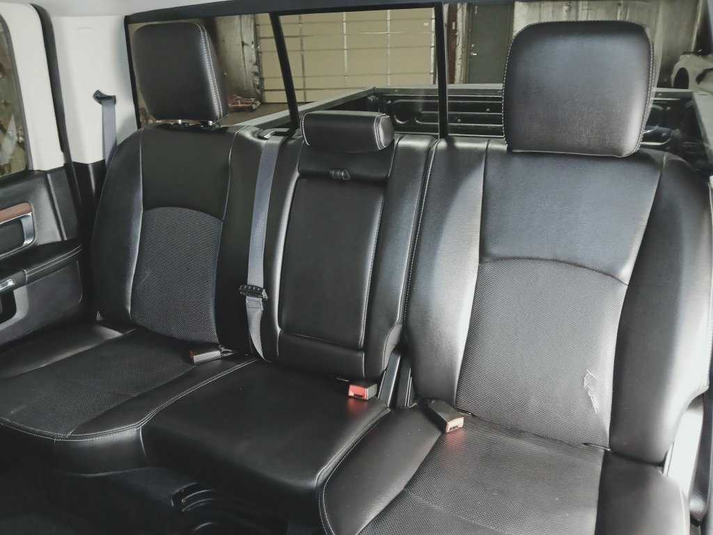 Used 2016 RAM 1500 Laramie w/ Convenience Group AWD/4WD image 12
