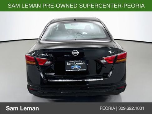 Used 2023 Nissan Altima 2.5 SV FWD image 6