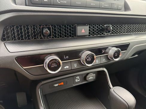 Certified 2023 Honda CR-V LX image 30