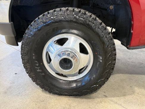 Used 2001 Ford F350 XLT AWD/4WD image 13