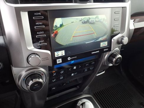 Used 2023 Toyota 4Runner Limited AWD/4WD image 38