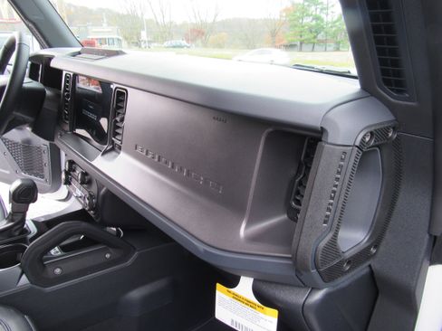 New 2025 Ford Bronco Big Bend w/ Black Diamond Package image 39