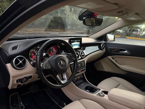 Used 2017 Mercedes-Benz GLA 250 GLA250 4MATIC w/ Premium Package image 14