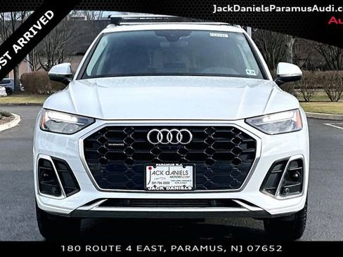Used 2023 Audi Q5 2.0T Premium Plus w/ Premium Plus Package image 3