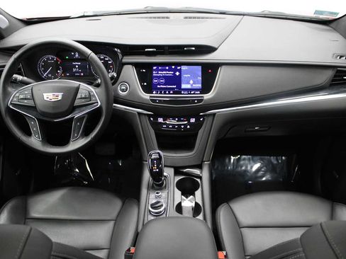 Certified 2023 Cadillac XT5 Premium Luxury image 18
