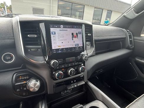 Used 2024 RAM 1500 Laramie AWD/4WD image 23