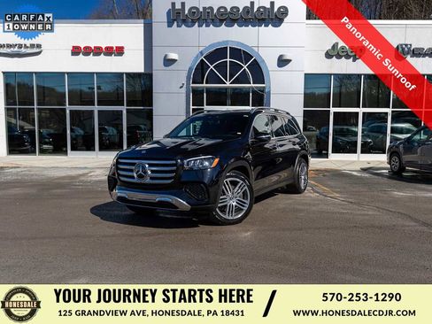 Used 2025 Mercedes-Benz GLS 450 4MATIC image 1