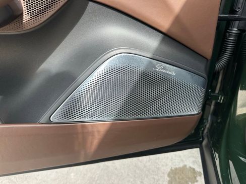 Certified 2025 Porsche Macan 4S Electric image 23