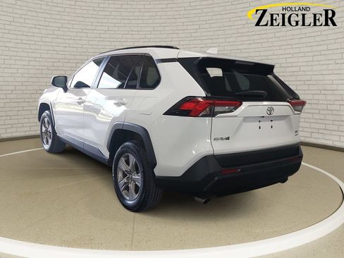 Used 2025 Toyota RAV4 XLE AWD/4WD image 7