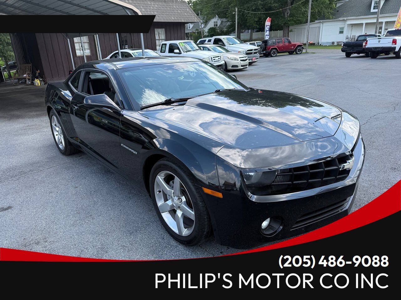 Used 2011 Chevrolet Camaro LT RWD image 1