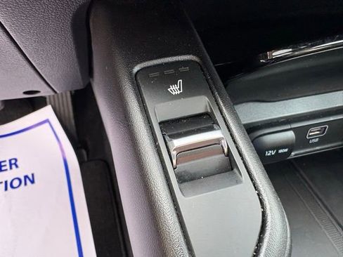 Used 2025 Kia Telluride S FWD image 21