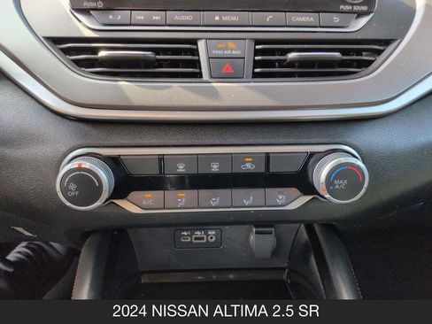 Used 2024 Nissan Altima 2.5 SR FWD image 22