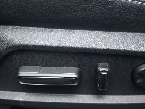 Used 2023 Honda Pilot Touring image 19