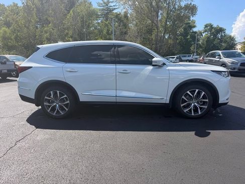 Used 2024 Acura MDX w/ Technology Package AWD/4WD image 5