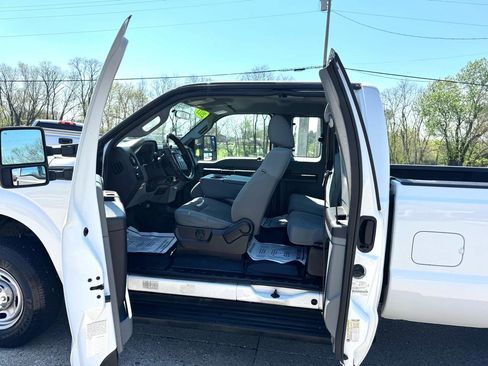 Used 2013 Ford F250 XL w/ PWR Equipment Group image 8