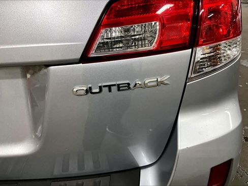 Used 2012 Subaru Outback 2.5i Premium image 9