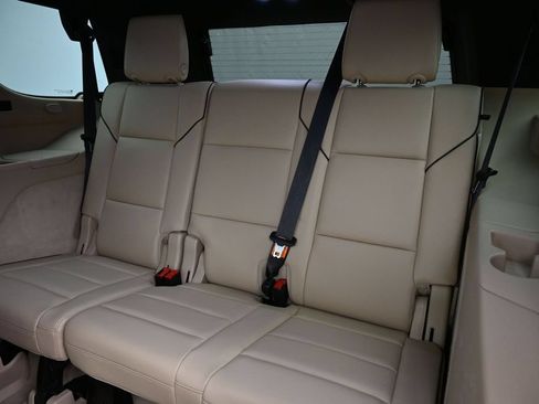 Used 2021 Cadillac Escalade Premium Luxury w/ Driver Assist Tech Package AWD/4WD image 24