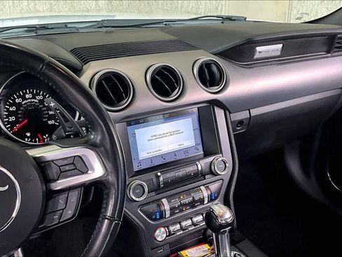 Used 2018 Ford Mustang Premium RWD image 6