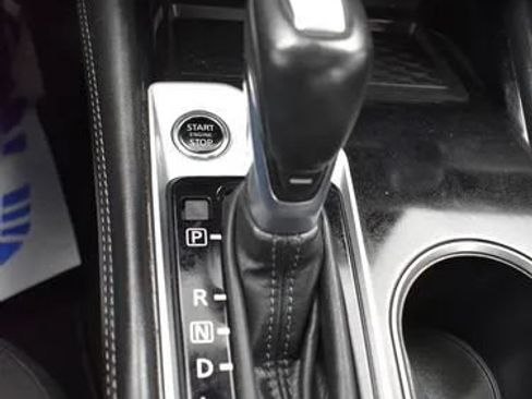 Used 2024 Nissan Altima 2.5 SV w/ SV Premium Package FWD image 35