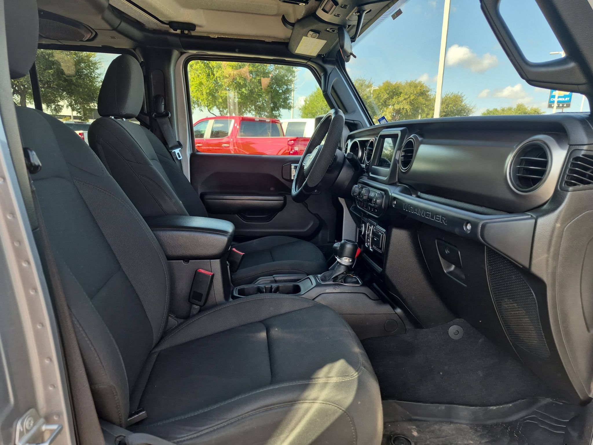 Used 2020 Jeep Wrangler Unlimited Sport S AWD/4WD image 28