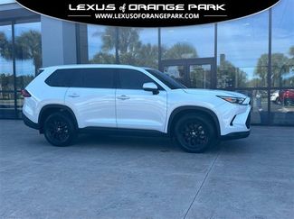 Used 2024 Toyota Grand Highlander XLE image 1