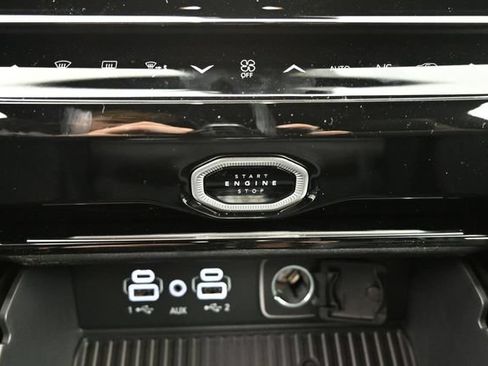 New 2026 Jeep Grand Cherokee Altitude AWD/4WD image 29