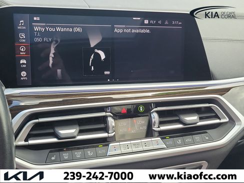 Used 2020 BMW X7 xDrive40i w/ Premium Package AWD/4WD image 37