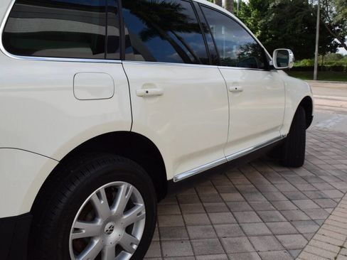 Used 2006 Volkswagen Touareg V10 TDI AWD/4WD image 25