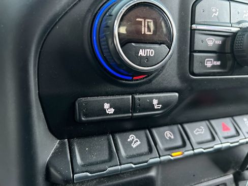 Used 2019 Chevrolet Silverado 1500 LT w/ All-Star Edition AWD/4WD image 30
