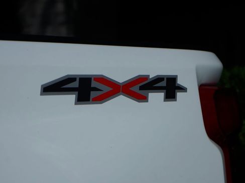 Used 2024 Chevrolet Silverado 2500 Custom w/ Custom Convenience Package image 51