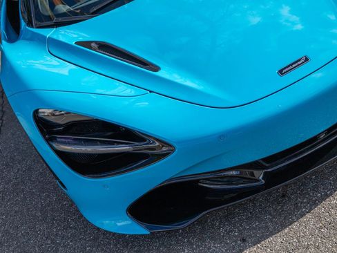 Used 2022 McLaren 720S Spider image 17